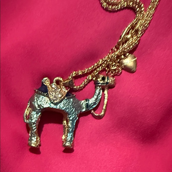 Betsey Johnson Camel Pendant Necklace - Picture 3 of 11